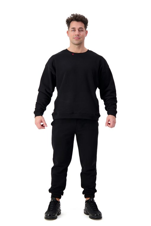 AG106 UNDISPUTED Black Crew Neck Full Body